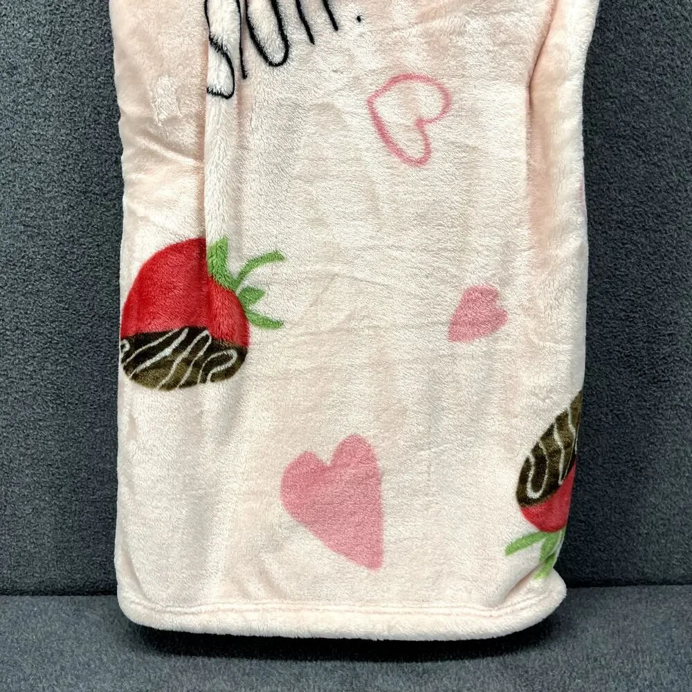 Rae‎ Dunn Sweet Stuff Chocolate Strawberry Blanket Soft Plush Throw 50x70 NWT